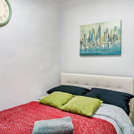 3 Bedroom Gorgeous Suit In Hells Kitchen Nova York Exterior foto
