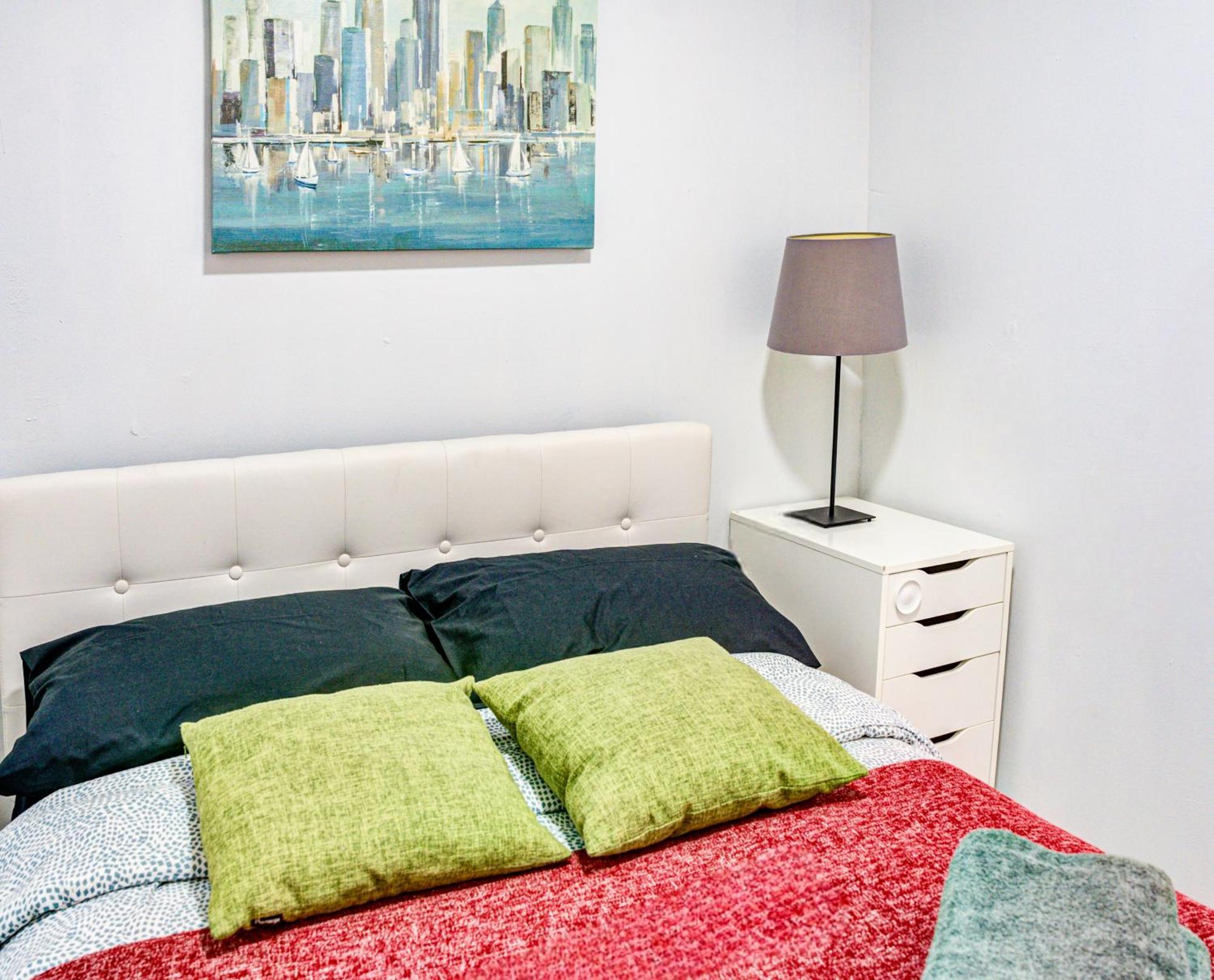3 Bedroom Gorgeous Suit In Hells Kitchen Nova York Exterior foto